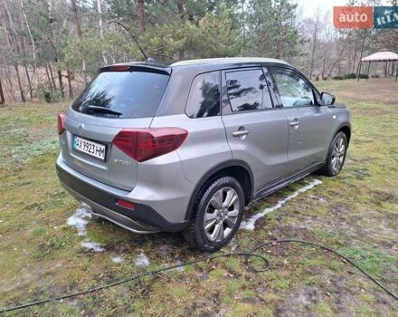 Сірий Сузукі Вітара, об'ємом двигуна 1 л та пробігом 88 тис. км за 17000 $, фото 6 на Automoto.ua