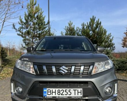 Серый Сузуки Витара, объемом двигателя 1 л и пробегом 50 тыс. км за 15300 $, фото 1 на Automoto.ua