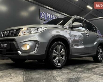 Серый Сузуки Витара, объемом двигателя 1 л и пробегом 58 тыс. км за 17900 $, фото 1 на Automoto.ua