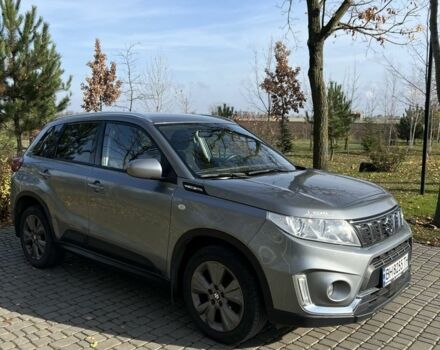 Серый Сузуки Витара, объемом двигателя 1 л и пробегом 50 тыс. км за 15300 $, фото 2 на Automoto.ua