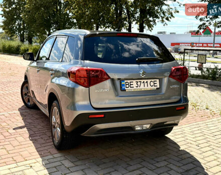 Серый Сузуки Витара, объемом двигателя 1 л и пробегом 92 тыс. км за 12700 $, фото 5 на Automoto.ua