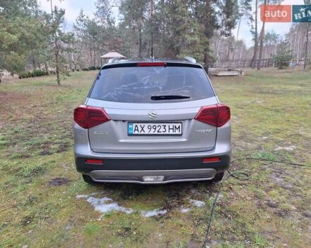 Сірий Сузукі Вітара, об'ємом двигуна 1 л та пробігом 88 тис. км за 17000 $, фото 5 на Automoto.ua