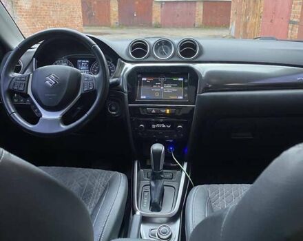 Сірий Сузукі Вітара, об'ємом двигуна 1.37 л та пробігом 88 тис. км за 19500 $, фото 3 на Automoto.ua