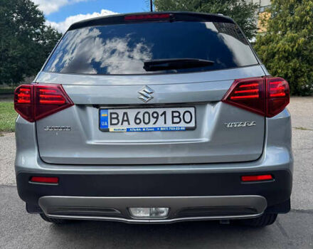 Серый Сузуки Витара, объемом двигателя 1 л и пробегом 88 тыс. км за 16100 $, фото 3 на Automoto.ua