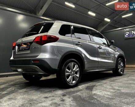 Серый Сузуки Витара, объемом двигателя 1 л и пробегом 58 тыс. км за 17900 $, фото 24 на Automoto.ua