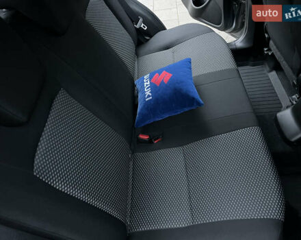 Сірий Сузукі Вітара, об'ємом двигуна 1.59 л та пробігом 11 тис. км за 19900 $, фото 39 на Automoto.ua