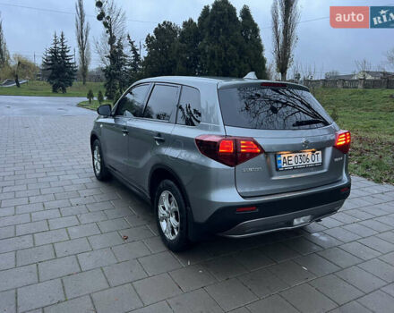 Сірий Сузукі Вітара, об'ємом двигуна 1.59 л та пробігом 11 тис. км за 19900 $, фото 6 на Automoto.ua