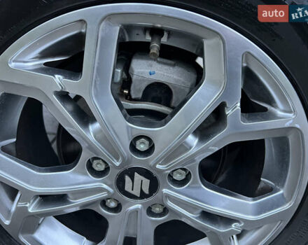 Серый Сузуки Витара, объемом двигателя 1.59 л и пробегом 11 тыс. км за 20400 $, фото 46 на Automoto.ua