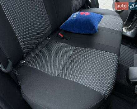 Серый Сузуки Витара, объемом двигателя 1.59 л и пробегом 11 тыс. км за 20400 $, фото 31 на Automoto.ua