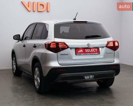 Сірий Сузукі Вітара, об'ємом двигуна 1.59 л та пробігом 86 тис. км за 15560 $, фото 2 на Automoto.ua