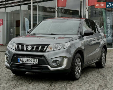 Сірий Сузукі Вітара, об'ємом двигуна 1.59 л та пробігом 35 тис. км за 19500 $, фото 1 на Automoto.ua
