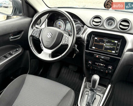 Сірий Сузукі Вітара, об'ємом двигуна 1.59 л та пробігом 35 тис. км за 19500 $, фото 15 на Automoto.ua