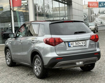 Сірий Сузукі Вітара, об'ємом двигуна 1.59 л та пробігом 35 тис. км за 19500 $, фото 7 на Automoto.ua