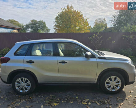 Серый Сузуки Витара, объемом двигателя 1.59 л и пробегом 55 тыс. км за 17800 $, фото 1 на Automoto.ua