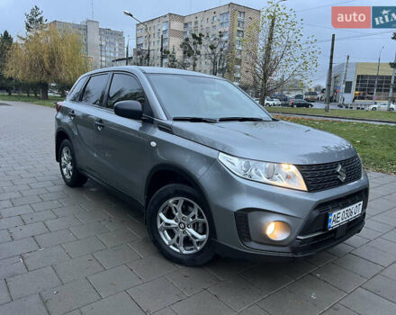 Серый Сузуки Витара, объемом двигателя 1.59 л и пробегом 11 тыс. км за 20400 $, фото 5 на Automoto.ua
