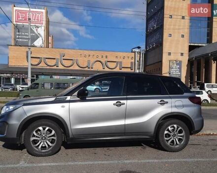 Сірий Сузукі Вітара, об'ємом двигуна 1.59 л та пробігом 35 тис. км за 19500 $, фото 2 на Automoto.ua