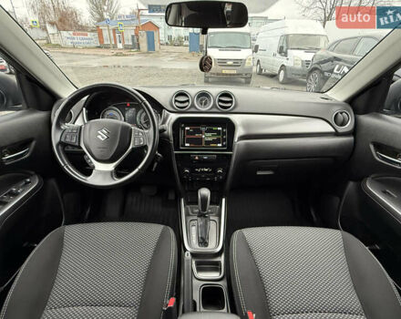 Сірий Сузукі Вітара, об'ємом двигуна 1.59 л та пробігом 35 тис. км за 19500 $, фото 14 на Automoto.ua