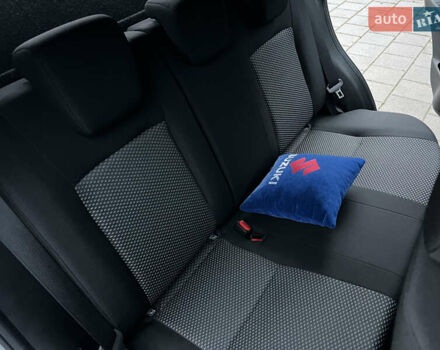 Серый Сузуки Витара, объемом двигателя 1.59 л и пробегом 11 тыс. км за 20400 $, фото 28 на Automoto.ua