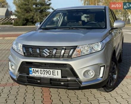 Серый Сузуки Витара, объемом двигателя 1.59 л и пробегом 39 тыс. км за 19900 $, фото 5 на Automoto.ua