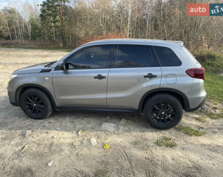 Серый Сузуки Витара, объемом двигателя 1.59 л и пробегом 66 тыс. км за 17999 $, фото 7 на Automoto.ua
