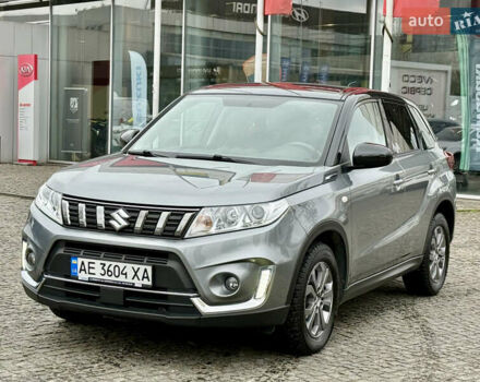 Сірий Сузукі Вітара, об'ємом двигуна 1.59 л та пробігом 35 тис. км за 19500 $, фото 4 на Automoto.ua