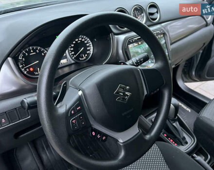 Серый Сузуки Витара, объемом двигателя 1.59 л и пробегом 11 тыс. км за 20400 $, фото 22 на Automoto.ua