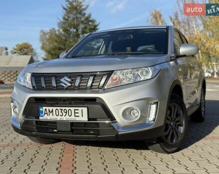 Серый Сузуки Витара, объемом двигателя 1.59 л и пробегом 39 тыс. км за 19900 $, фото 2 на Automoto.ua