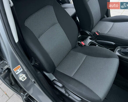 Серый Сузуки Витара, объемом двигателя 1.59 л и пробегом 11 тыс. км за 20400 $, фото 25 на Automoto.ua