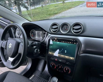 Сірий Сузукі Вітара, об'ємом двигуна 1.59 л та пробігом 11 тис. км за 19900 $, фото 28 на Automoto.ua