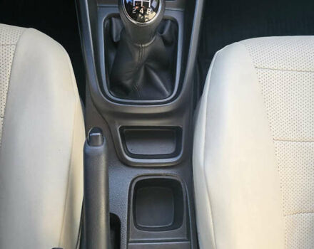 Серый Сузуки Витара, объемом двигателя 1.59 л и пробегом 55 тыс. км за 17800 $, фото 7 на Automoto.ua