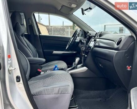 Сірий Сузукі Вітара, об'ємом двигуна 1.59 л та пробігом 42 тис. км за 22500 $, фото 30 на Automoto.ua