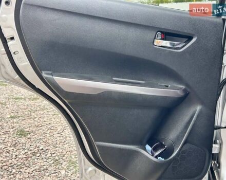 Сірий Сузукі Вітара, об'ємом двигуна 1.59 л та пробігом 42 тис. км за 22500 $, фото 26 на Automoto.ua