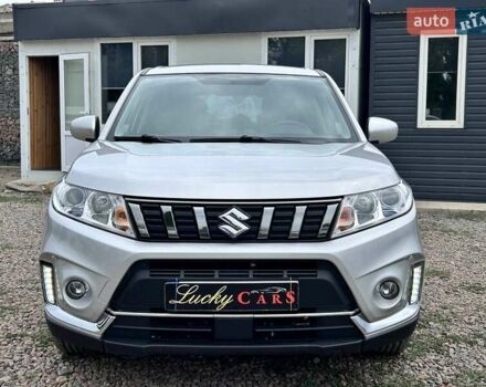 Сірий Сузукі Вітара, об'ємом двигуна 1.59 л та пробігом 42 тис. км за 22500 $, фото 1 на Automoto.ua