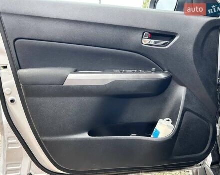 Сірий Сузукі Вітара, об'ємом двигуна 1.59 л та пробігом 42 тис. км за 22500 $, фото 11 на Automoto.ua