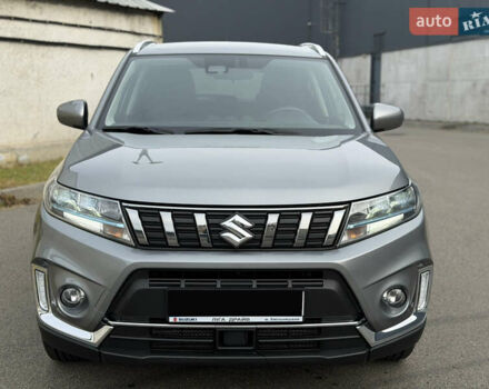 Сірий Сузукі Вітара, об'ємом двигуна 1.37 л та пробігом 11 тис. км за 23800 $, фото 3 на Automoto.ua