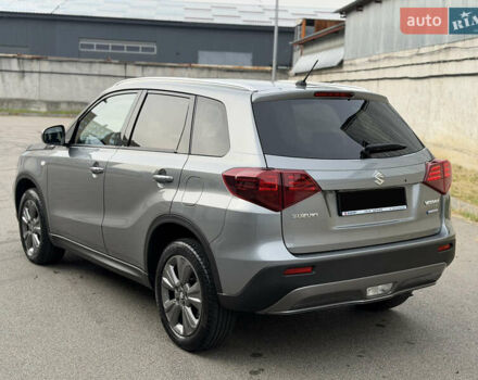 Сірий Сузукі Вітара, об'ємом двигуна 1.37 л та пробігом 11 тис. км за 23800 $, фото 6 на Automoto.ua