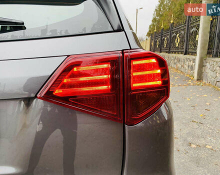 Сірий Сузукі Вітара, об'ємом двигуна 1.4 л та пробігом 1 тис. км за 19500 $, фото 5 на Automoto.ua