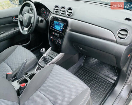 Серый Сузуки Витара, объемом двигателя 1.4 л и пробегом 1 тыс. км за 19500 $, фото 30 на Automoto.ua