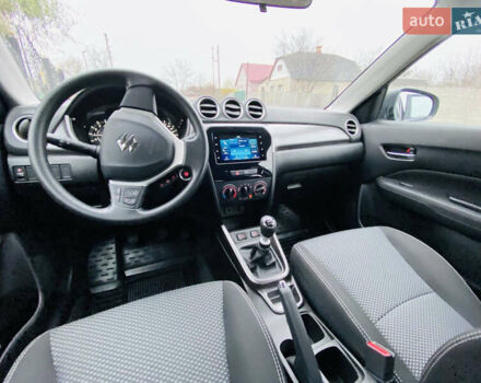 Сірий Сузукі Вітара, об'ємом двигуна 1.4 л та пробігом 1 тис. км за 19500 $, фото 34 на Automoto.ua