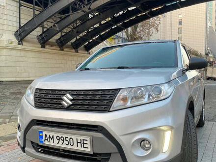 Серый Сузуки Витара, объемом двигателя 1.59 л и пробегом 147 тыс. км за 13500 $, фото 1 на Automoto.ua