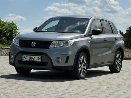 Серый Сузуки Витара, объемом двигателя 1.6 л и пробегом 64 тыс. км за 12000 $, фото 1 на Automoto.ua