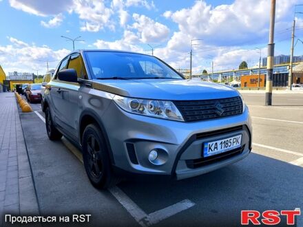 Сузуки Витара 2018 в Киеве на Automoto.ua Серый Сузуки Витара, объемом двигателя 1.6 л и пробегом 135 тыс. км за 15200 $, фото 1 на Automoto.ua
