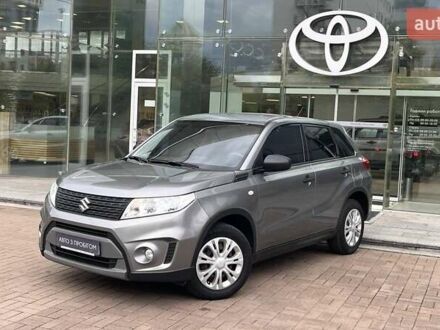 Серый Сузуки Витара, объемом двигателя 1.59 л и пробегом 143 тыс. км за 14308 $, фото 1 на Automoto.ua