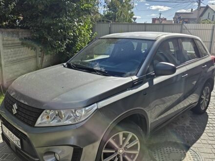 Сузуки Витара 2019 в Киеве на Automoto.ua Серый Сузуки Витара, объемом двигателя 1 л и пробегом 73 тыс. км за 12500 $, фото 1 на Automoto.ua