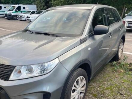 Сузуки Витара 2019 в Львове на Automoto.ua Серый Сузуки Витара, объемом двигателя 1 л и пробегом 143 тыс. км за 10850 $, фото 1 на Automoto.ua