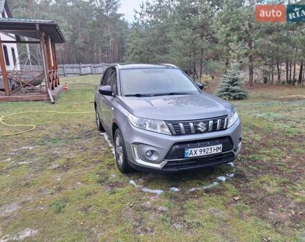 Серый Сузуки Витара, объемом двигателя 1 л и пробегом 88 тыс. км за 17000 $, фото 1 на Automoto.ua