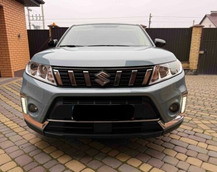 Серый Сузуки Витара, объемом двигателя 0 л и пробегом 50 тыс. км за 18900 $, фото 1 на Automoto.ua