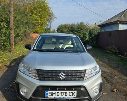 Сузуки Витара 2021 в Конотопе на Automoto.ua Серый Сузуки Витара, объемом двигателя 1.59 л и пробегом 55 тыс. км за 17800 $, фото 1 на Automoto.ua