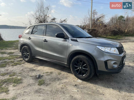 Серый Сузуки Витара, объемом двигателя 1.59 л и пробегом 66 тыс. км за 17999 $, фото 1 на Automoto.ua