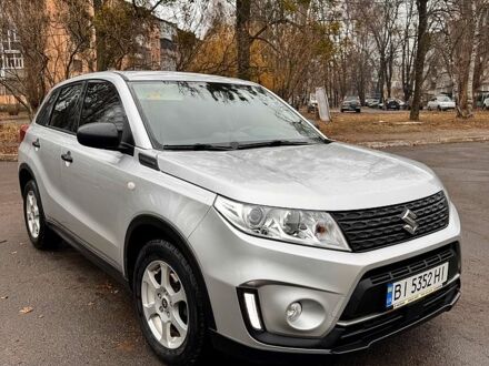 Сузукі Вітара 2021 у Полтаві на Automoto.ua Сірий Сузукі Вітара, об'ємом двигуна 1.6 л та пробігом 90 тис. км за 17000 $, фото 1 на Automoto.ua